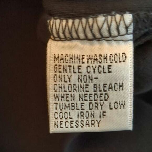 Jones Studio 3/4 Sleeve Top Wmn's Sz M Black V Neck Soft Knit base layer Casual - Picture 12 of 14